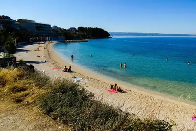 Image de Appartement de vacances pour 6 personnes env. 80 qmà Podstrana, Dalmatie (Centre de la Dalmatie)