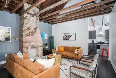 Image de The Wilborn House | 5 Blocks from King Street!