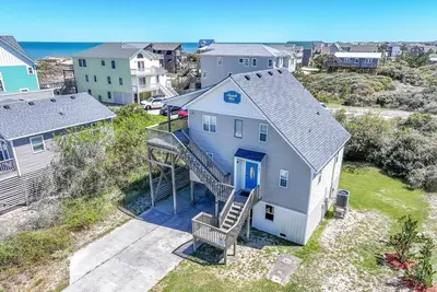 Image de # 1, 020 Fiesta Times. Quaint famille distance de la maison ���������������� pied de la plage