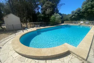 Image de Maison de vacances Grans pour 1 - 2 personnes - Maison mitoyenne