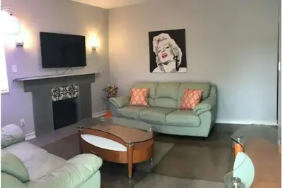 Art Deco Wynwood/MiamiHome (3/2 Central location)