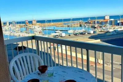 Image de Appartement vue mer et port  accès direct plage 4pp2b32