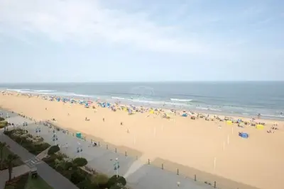 Image de Four Sails Resort - Oceanfront by the Neptune Statue