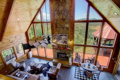 Image de ⭐️⛰Renovated Mountain View Cabin ~Wears Valley~Close to Pigeon Forge/Gatlinburg~