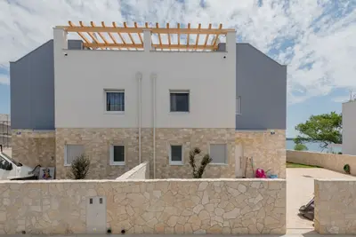 Image de Fabulous Villa Rosa for family vecation