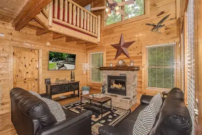 Image de Sugar Bear Run: MtnViews, Pets, Secluded, Games, Hot Tub, Fire Pit