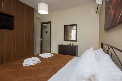 Image de Seaview villa atop Kissamos Venetian Walls