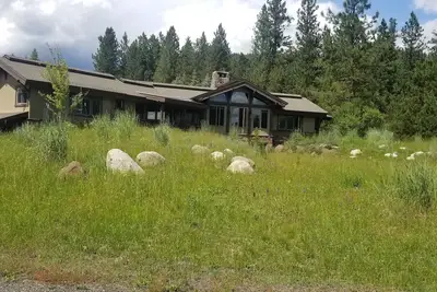 Image de Charming & Elegant Mountain Home