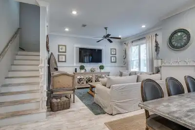 Image de Beach House 30a Prominence Hub w/ GolfCart & Bikes