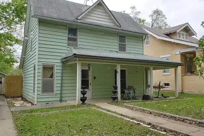 Image de Private Room in Historic Home