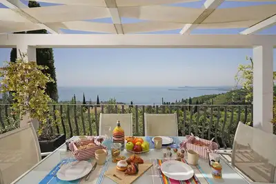 Image de Cà Rossa - Orchidea with stunning lake view