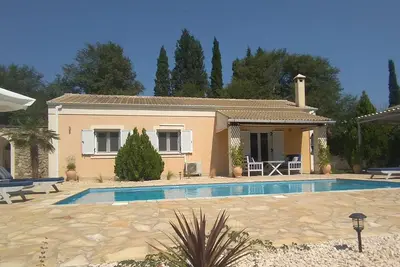 Image de Villa Kalokairi - Villa with private pool