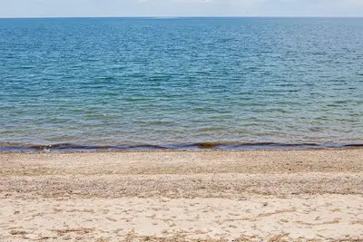 Image de Relaxing Retreat at the Oyster Vip Studio Sunday Cottage located at the Oceana Cottages