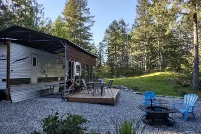 Image de Lily Lake Rock Rv surrounded by nature
