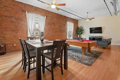 Top Floor Loft in Downtown Indianapolis! ! !