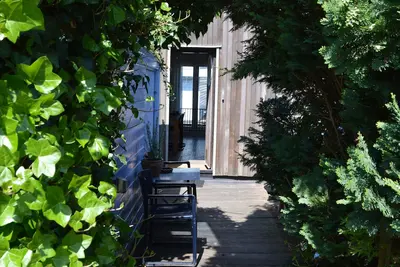 Image de Houseboat Paradise