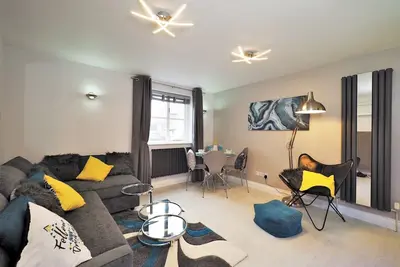 Pass the Keys | Contemporary Boutique 4 Sleeper Eton High Street