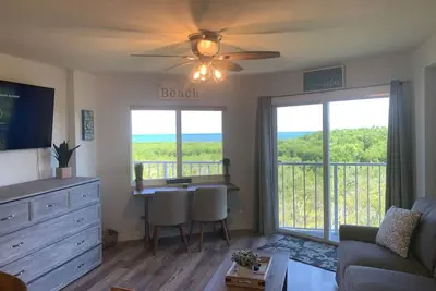 Image de Serenity In The Sun Condo Fabulous Ocean View