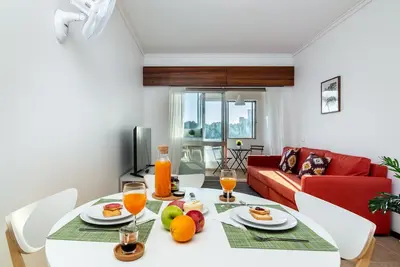 Estefânia Central Apartment Elevator Wi-fi