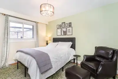 Image de Family Home in The Heart of Mississauga