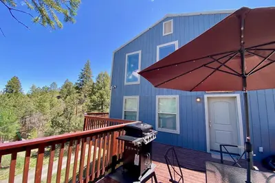 Image de National Forest views from the hot tub!