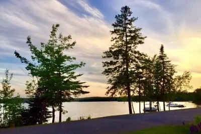 Image de Year Round - Lakeside Cottage - Madawaska Lake - Stockholm, Maine