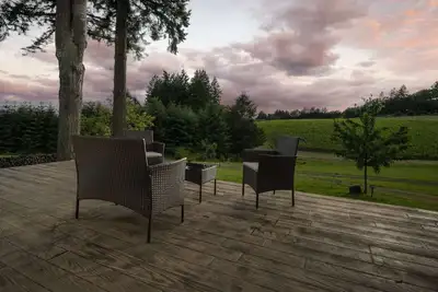 Image de Wine Country Retreat With Vineyard Views, Huge Patio, Free Tastings, Gazebo, Bbq, Plush Furniture