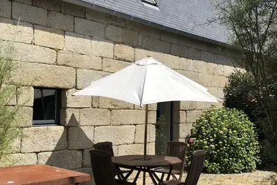 Image de Gite  \"Le Corbelet\" dans longère 18em acces plage et sentier cotier a pieds