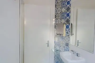 Image de Casa Enorme, Segurança e Conforto Para sua Família