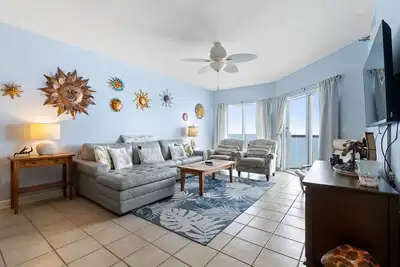 Image de Beachfront 2br | Emerald Isle | Stunning Gulf Views