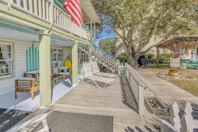 Image de Walk to Pier: Coastal Gem w/ Views in Myrtle Beach