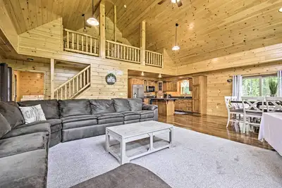 Image de Lake View & Hot Tub: Wrightsville Cabin!