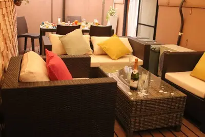 Image de Dine on the large terrace Floor area 71 Projector 120cm Maximum 10 people Ok 9 minutes from Nago - Prosper 6th Building 2f \/ Nagoya Aichi