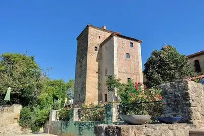 Image de Luxury apartment in a renovated Chateau with a  view of the Pyrenees.