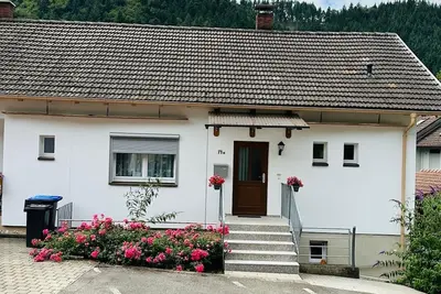 Image de New! Vacation apartment \"Schwarzwaldblick2\" 65sqm with balcony 2-4pers. +baby crib