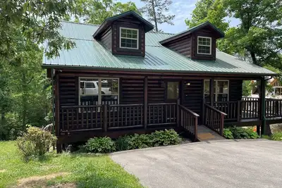 Image de An Absolutely Charming Cabin! ! !