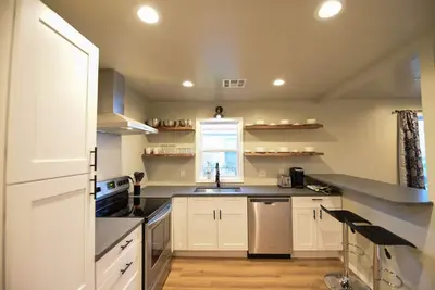 Image de Newly Renovated Hidden Gem