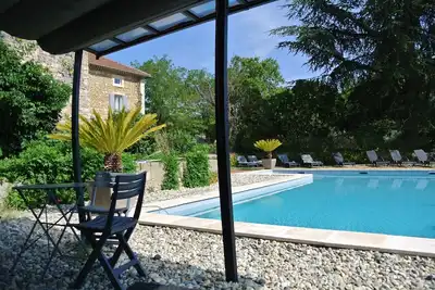 Image de Demeure de Pradas  Cornillon  Goudargues  Vallée de la Cèze