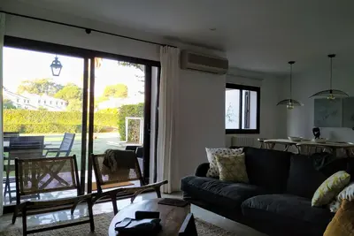 Image de Recently renovated house in Sotogrande