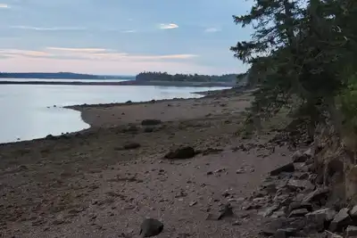 Image de 3 cabin family package, 4 kayaks, 3 fire pits, full kitchens, no pet fee