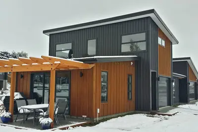 Image de Shotover Gold Apartment central to ski fields - underfloor heating