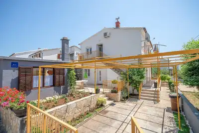 Image de Appartement de vacances Vodice pour 2 - 4 personnes avec 1 chambre Ă coucher - Appartement de vacanc