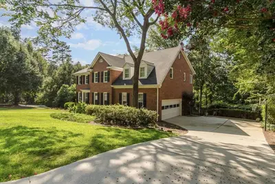 Image de Master’s Rental-Gated Neighborhood