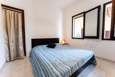 Image de Belle maisonnette avec jardin, terrasse et Wi-Fi ; parking disponible