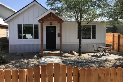 Image de Downtown, Central Ac, Fenced Yard, Garage