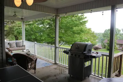 Image de . . . at Table Rock Lake