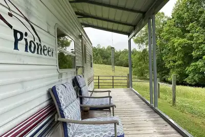 Image de Let'S Go Camping ~ Cattle View Camper