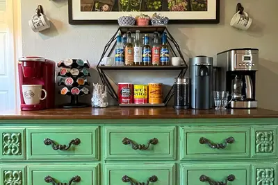 Image de Bcs Back Forty- fully stocked home & great yard—close to A&M, great food & fun.