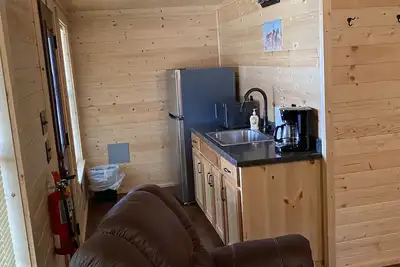 1 Bedroom Cabin w/Two Recliners Cabin 7