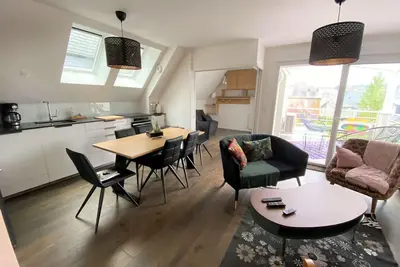 Image de Agréable appartement duplex récent avec WiFi en plein centre de Saint Cast pour 6 personnes